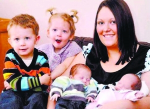 天意弄人 英国女子服避孕药连生两对双胞胎